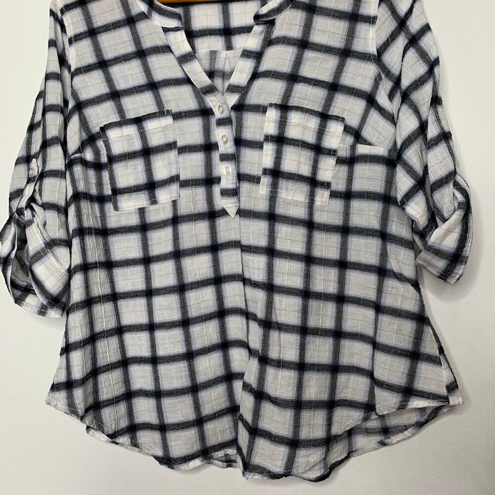 3/$20 Torrid women's plus size white plaid Harper three quarter sleeve top 0X - Picture 4 of 9